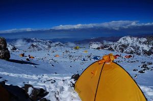 2017年12月活动：攀登“南美巨人”阿空加瓜峰波兰冰川线360度全景观尽享登山乐趣（12月17日-1月2日）