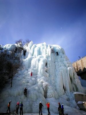 【三夫活动】新人一日攀冰体验  最后一期（3月3日 周六）