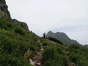 【三夫活动】两灵连穿：西灵-南灵，20公里中强度徒步穿越（2020年7月17日周五晚-7月18日周六）